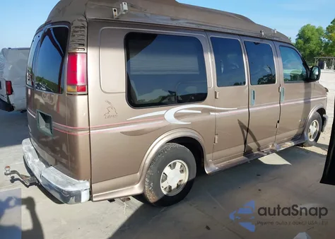 2002 Chevrolet Express z USA, uszkodzony, nr VIN 1GBFG15M821231463